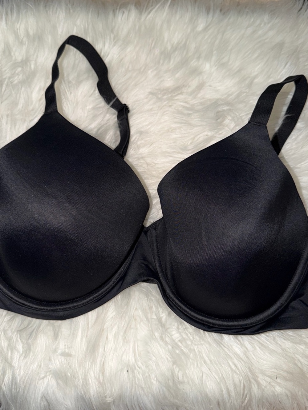 Auden Black Smooth Molded Underwire T-Shirt Bra